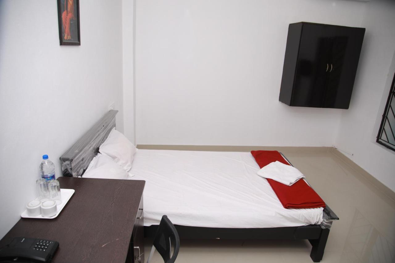 Hotel Meghna Residency Thiruvananthapuram Exterior foto