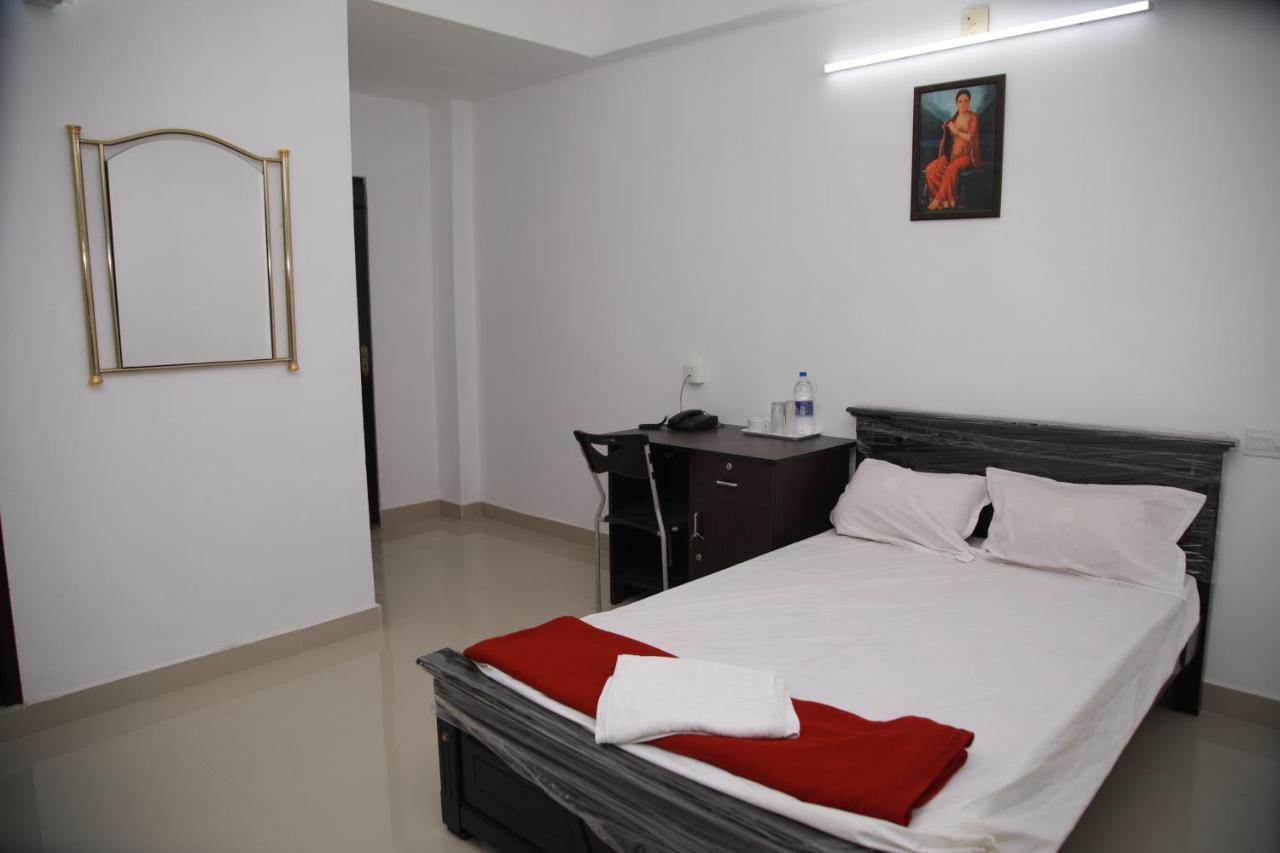 Hotel Meghna Residency Thiruvananthapuram Exterior foto
