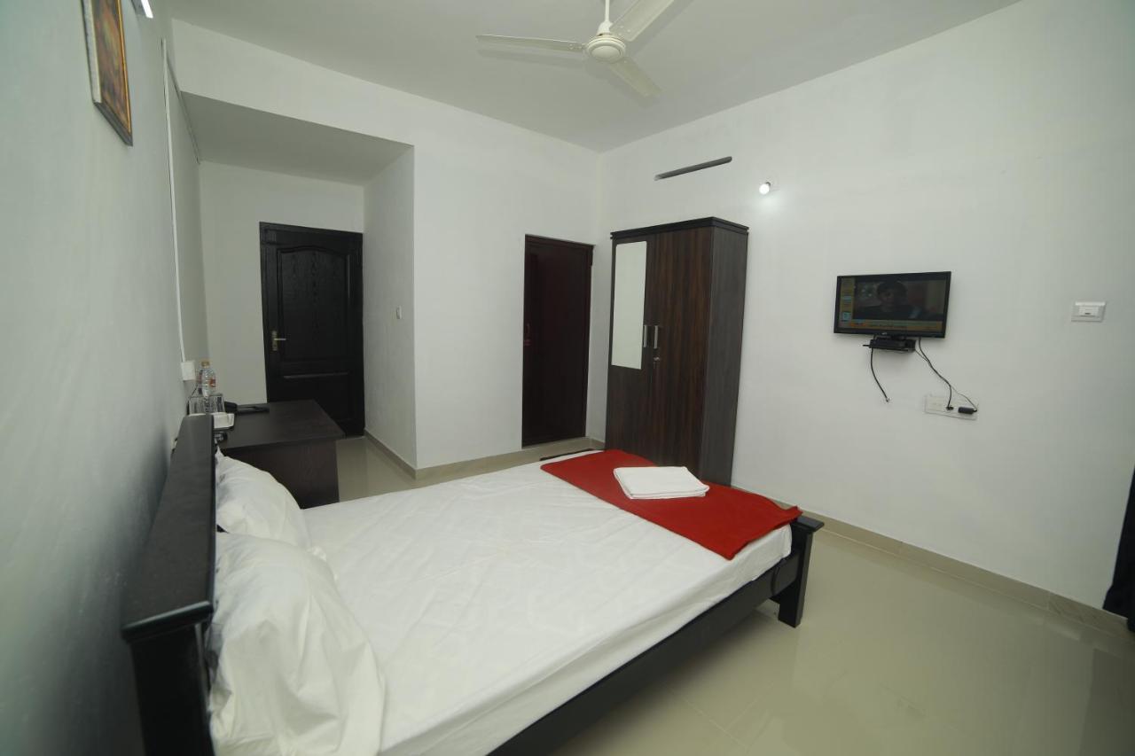Hotel Meghna Residency Thiruvananthapuram Exterior foto