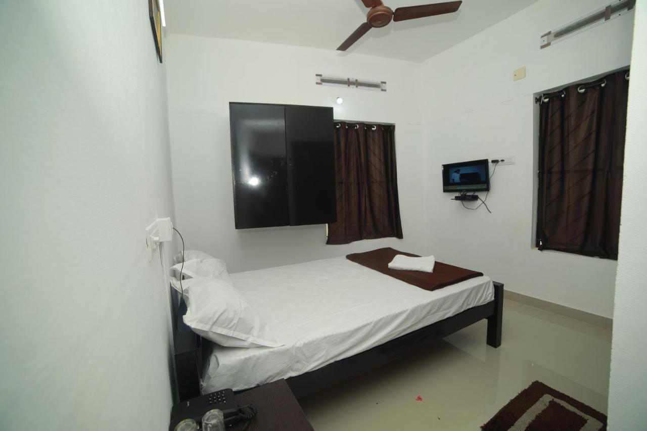 Hotel Meghna Residency Thiruvananthapuram Exterior foto
