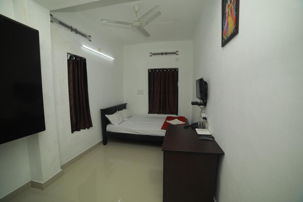 Hotel Meghna Residency Thiruvananthapuram Exterior foto